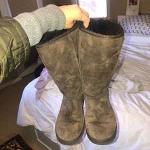Tall chocolate brown Uggs